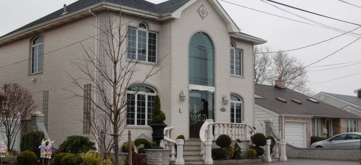 mcmansions_01
