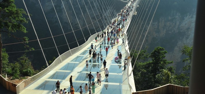 china_2_puente_de_cristal