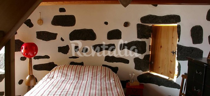 h.8774376.1070.680.0.ffffff.wm_.9c41df5b