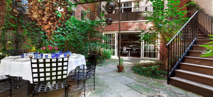 gallery-1475267015-meryl-streep-house-9