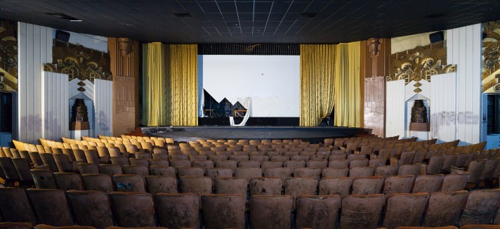 warner-theatre-huntington-park-california