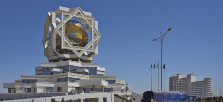 imp_ashgabat_palace_of_happiness2_ashgabat_2015frankherfort