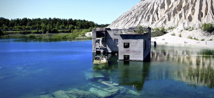 into_the_valley_-_rummu_quarry_