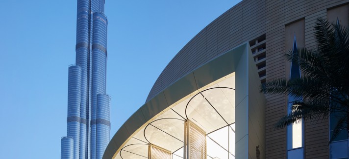 storefront_dubai_dusk