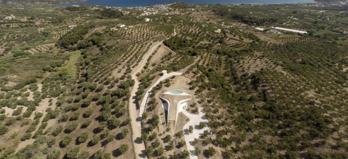 phone_house_holiday_villa_greece_villa4