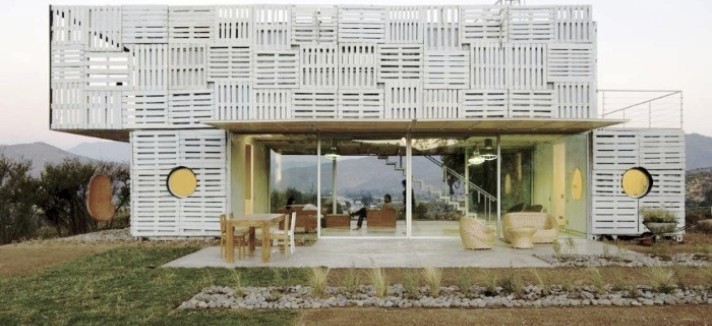 manifesto_house-james_and_mau_for_infiniski