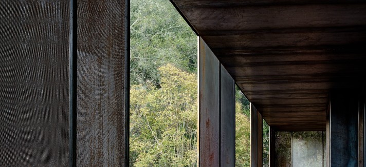miner-road-faulkner-architects_dezeen_2364_col_44