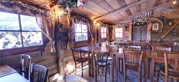 O restaurante de madeira...