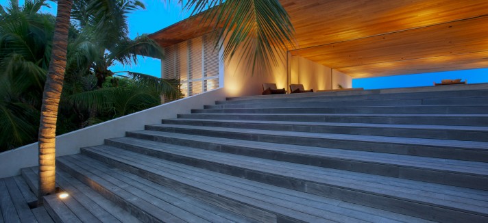 A casa é praticamente toda de madeira