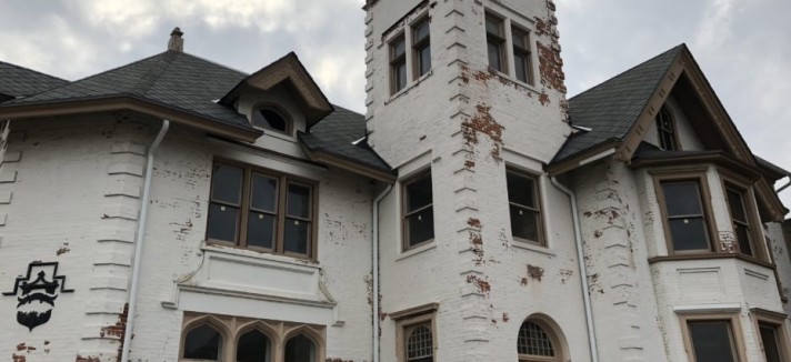 ... e tem 28 quartos