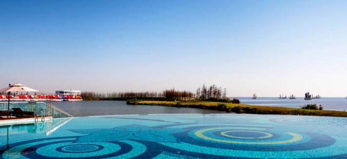 ... e piscina exterior