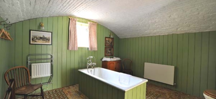 ... e uma casa de banho com pormenores de antigamente