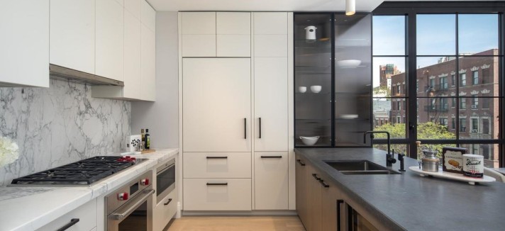 A cozinha moderna...