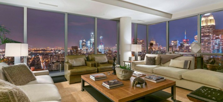 Grandes janelas, do teto ao chão