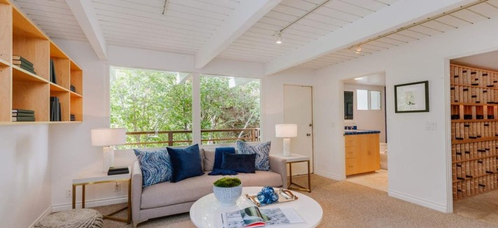 Outra sala de estar...