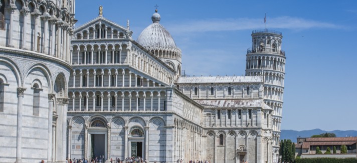 ... E é um dos monumentos mais visitados pelos turistas em Itália