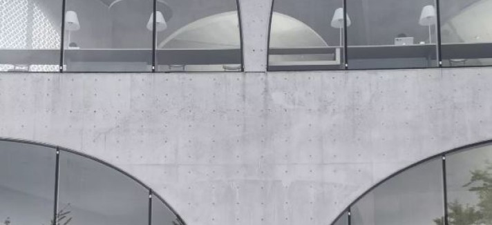 Um detalhe dos arcos