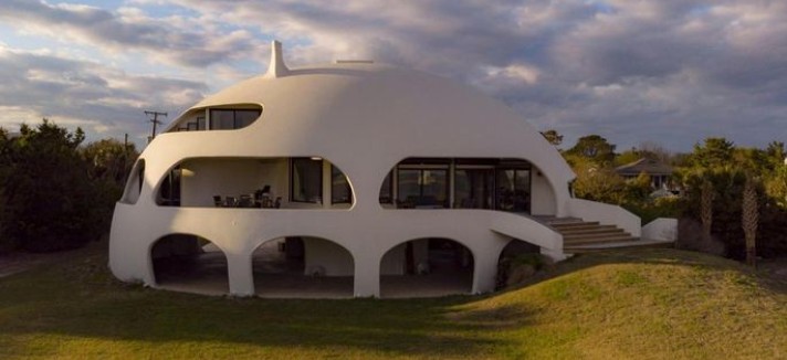 Parece uma nave espacial