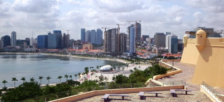luanda_skyline_-_angola_2015