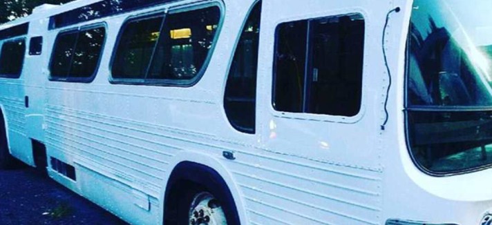 tiny-home-bus-12