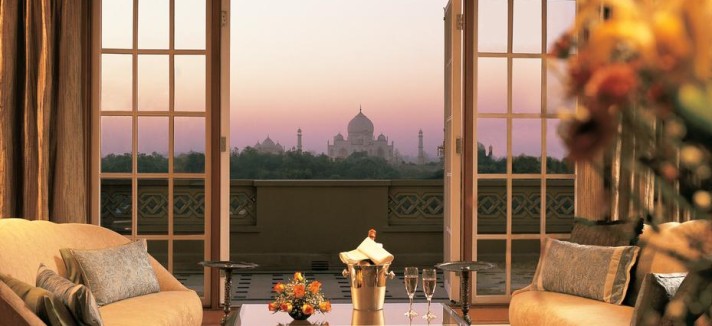 De frente para o Taj Mahal