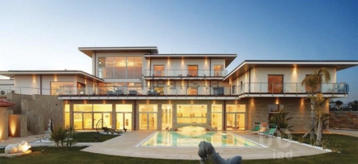 9. Moradia contemporânea perto de Silves, Algarve