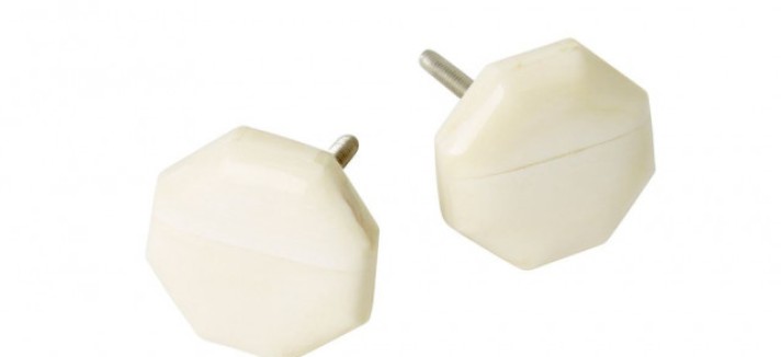 Toques de estilo em móveis velhos