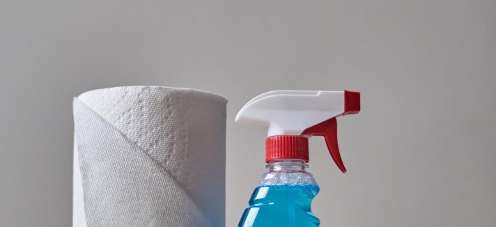 Fabricar o próprio produto de limpeza