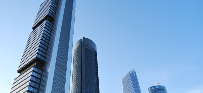 Torre Cepsa (à esquerda) - Madrid