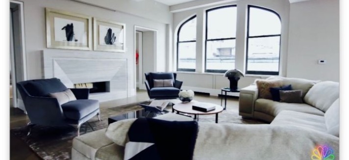 A propriedade tem um ginásio e salão de jogos