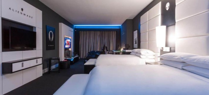 Um quarto com duas casas