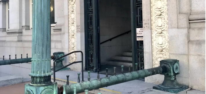 Para que ninguém se encoste a descansar um bocadinho
