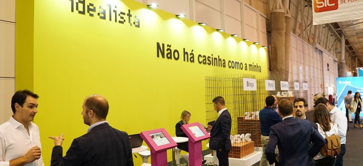 stand_08