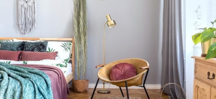 Investir em cortinas e blackouts grossos