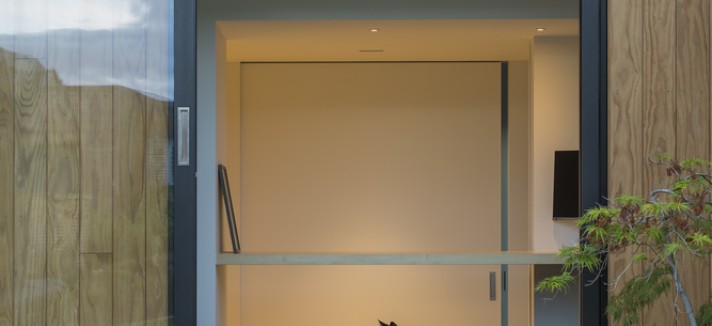 A casa tem uma estrutura de 250 m2