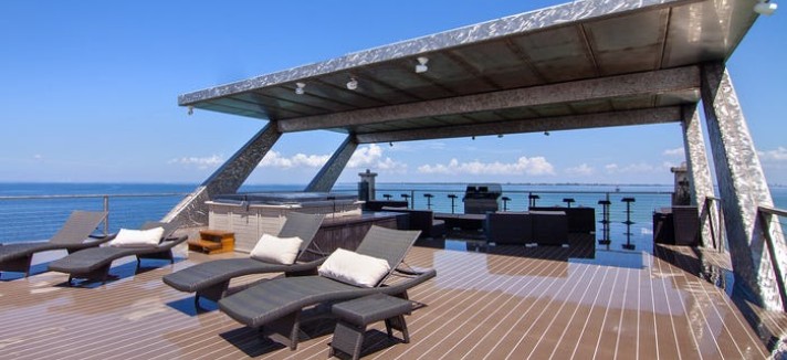 Mais de 300 m2