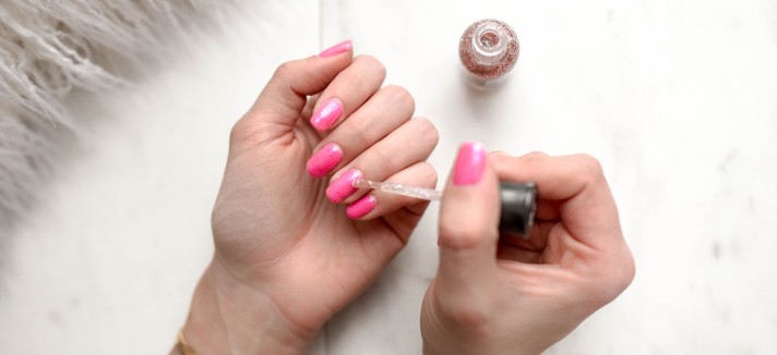 Ida à manicure em casa