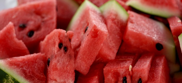 A melancia, a menina dos olhos de ouro do verão