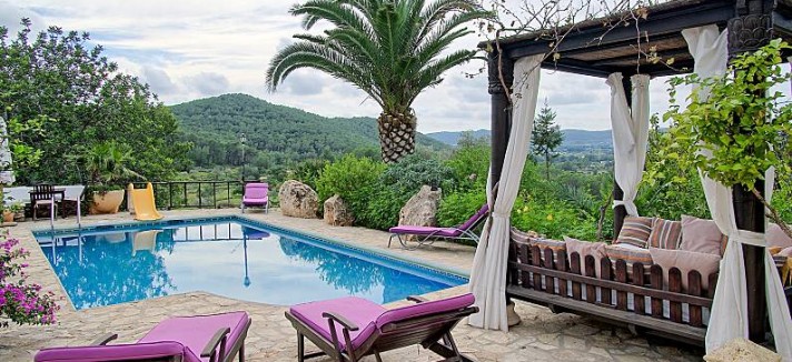 casa-campo-ibiza-piscina