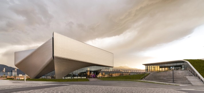 Inclui 1.800 m2 de galerias