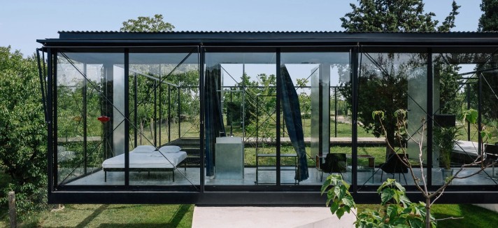 Uma casa transparente