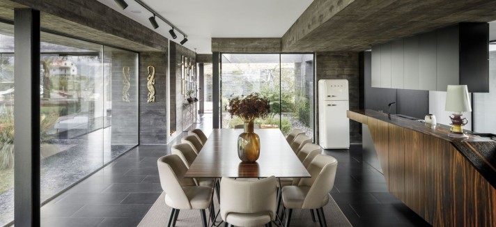 20200911-arquitecto-hugo-pereira-diogo-jordao-casa-dos-sobreiros-celorico-de-basto-088_hq