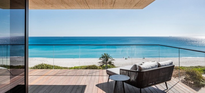 Apartamento com vista para o mar