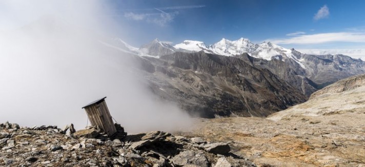 Casas de banho públicas nos Alpes suíços