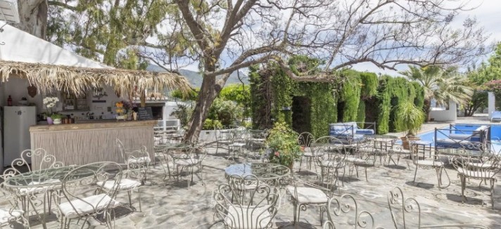 caseron_granada_bar_exterior