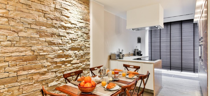 dining-room-2132347_1920