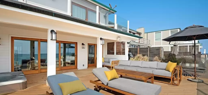 Casa Carbon Beach Malibu