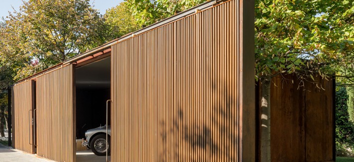 Pavilhão pré-fabricado multifunções