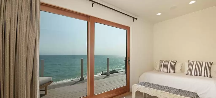 Casa Carbon Beach Malibu