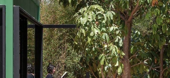 Casas feitas de contentores